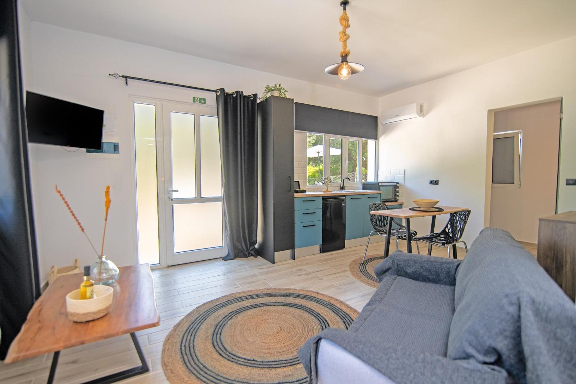 Armoniahousesuites Peritheia Zewnętrze zdjęcie